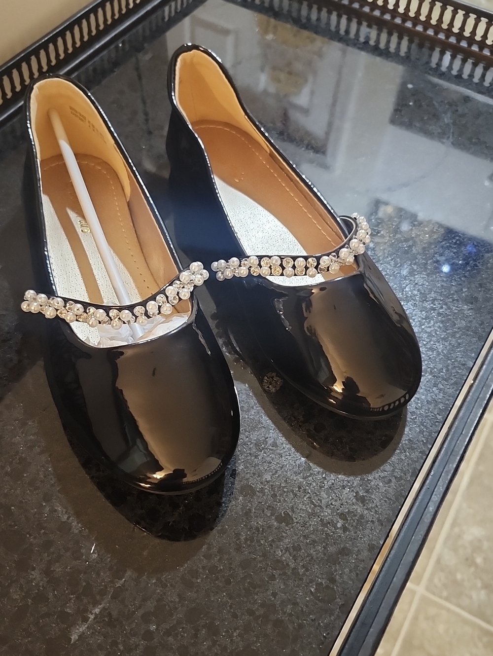 Dream Pairs Black Patent Pearl-Embellished Mary Jane Flats